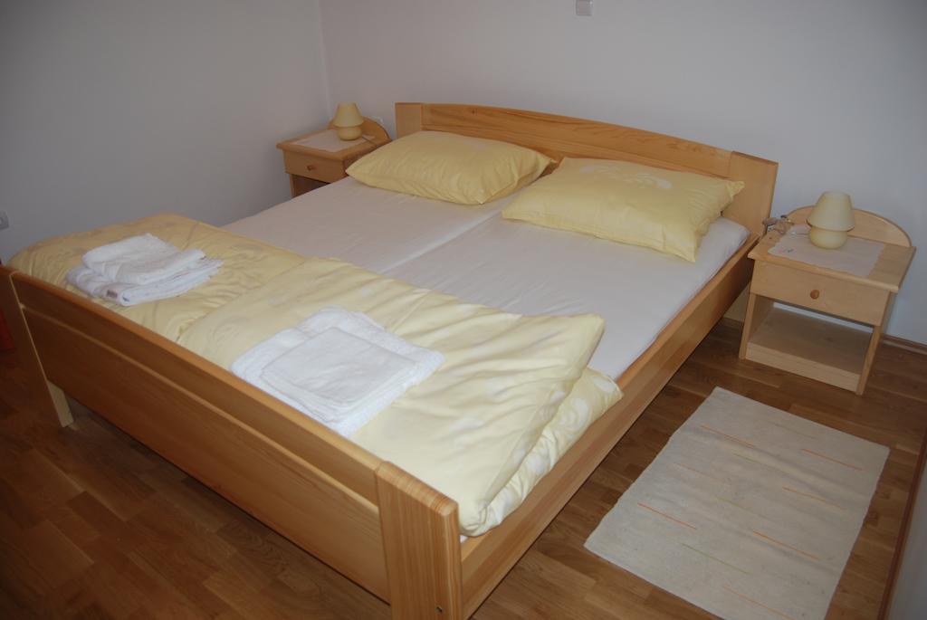 Apartments Organic Tourist Farm Jeglijenk Šentjanž pri Dravogradu Rom bilde